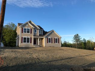 315 Feuz Rd, Schenectady, NY 12306