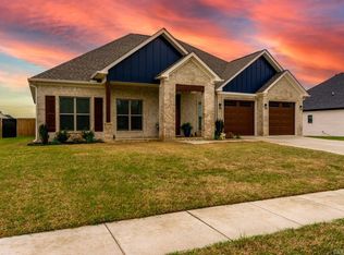 38 Duncan Ln, Vilonia, AR 72173