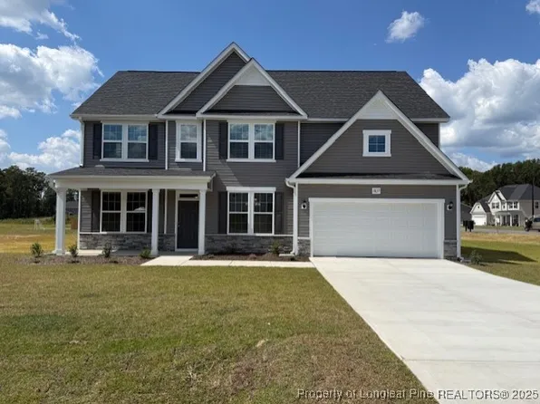 1027 Commodore Ct, Fayetteville, NC 28312