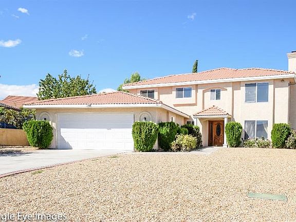 4th image of 17840 Crescent Ct