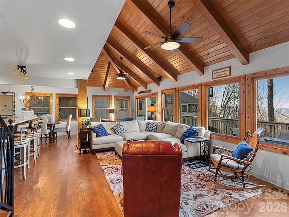 5th image of 71 Ivy Ridge Rd