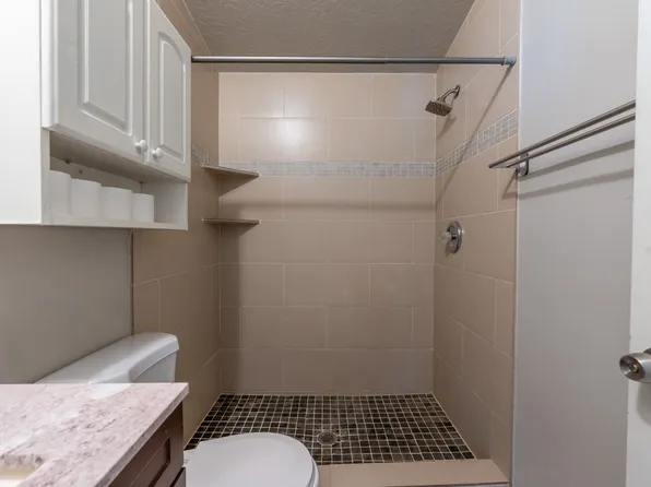 17 W Tiny Wood Dr S, Sandy, UT 84070