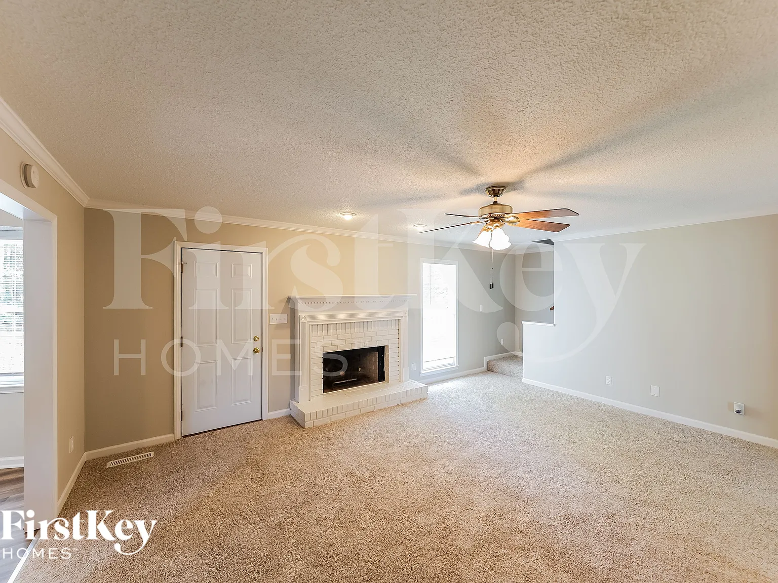 4 bed, 3.0 bath, 2561 sqft, $2,540 — Photo 3