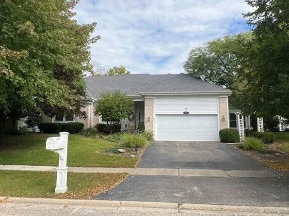 793 Lipizzan Ln, Wauconda, IL 60084