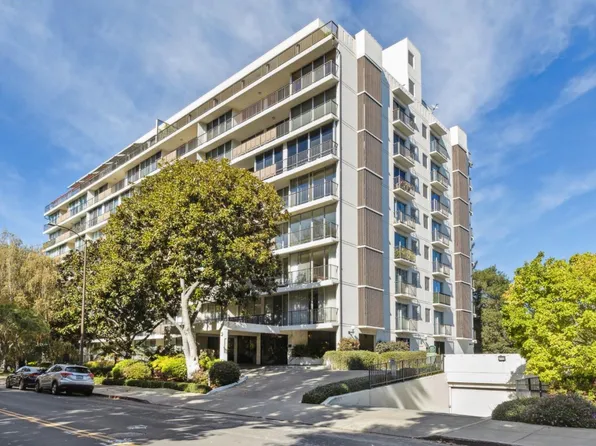 1330 University Dr APT 63, Menlo Park, CA 94025