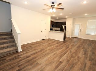 10317 Lynwood Vlg #101, San Antonio, TX 78245