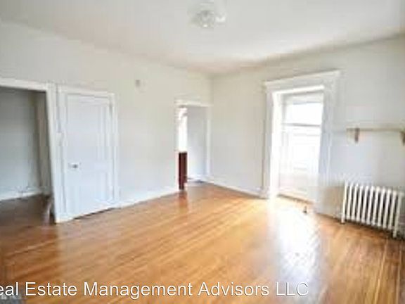2nd image of 3240 Aramingo Ave