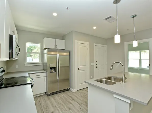 102 Blue Ridge Trl #2, Austin, TX 78746