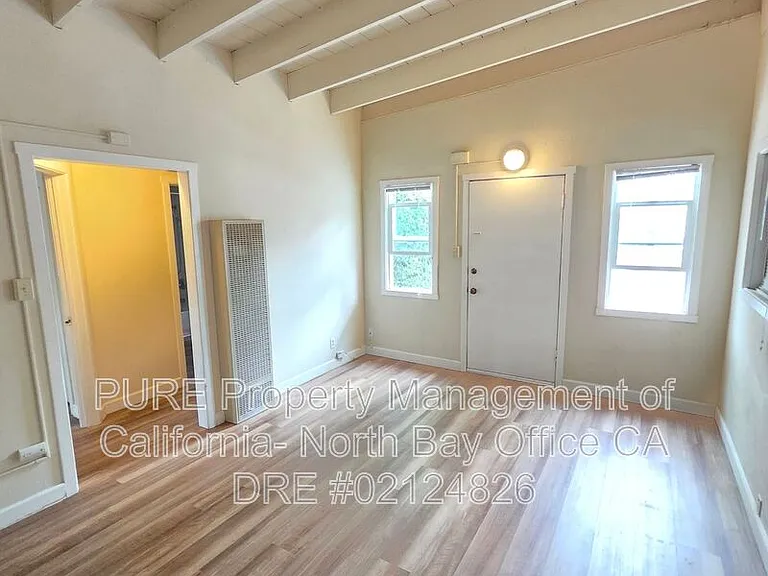 4 Kandace Ct — Photo 2