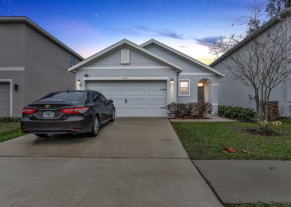 1st image of 9023 Indigo Breeze Ct