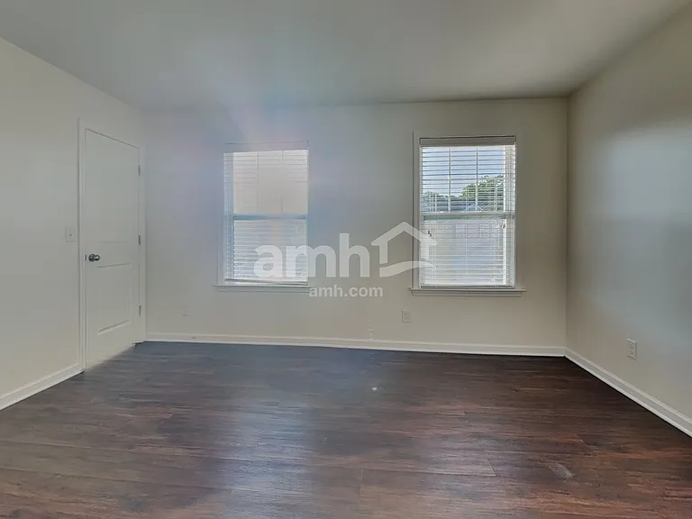 12851 Clydesdale Dr — Photo 16