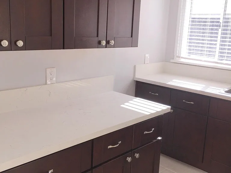 4259 Rosewood Ave — Photo 10