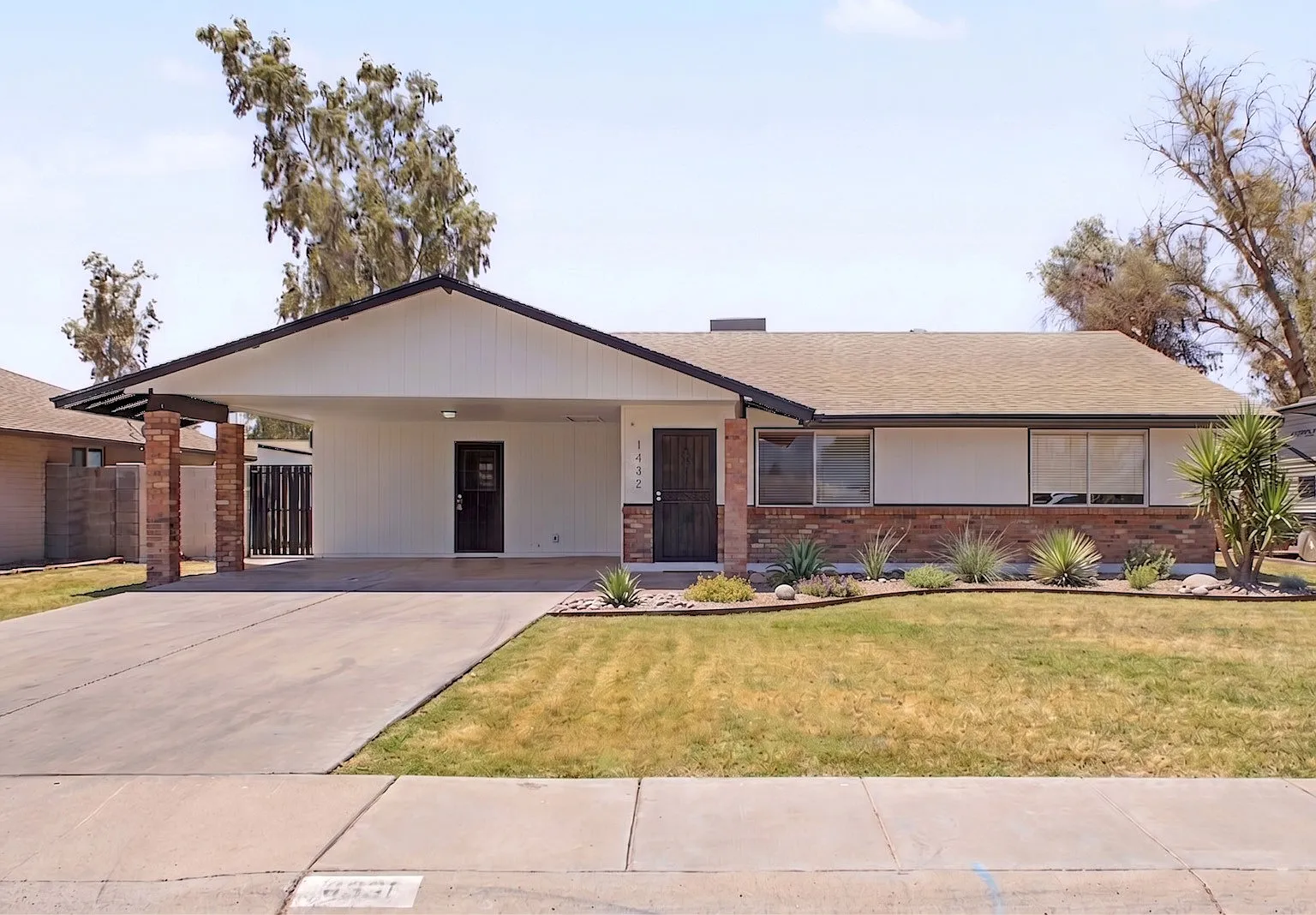 3 bed, 1590 sqft, $2,295 — Photo 1