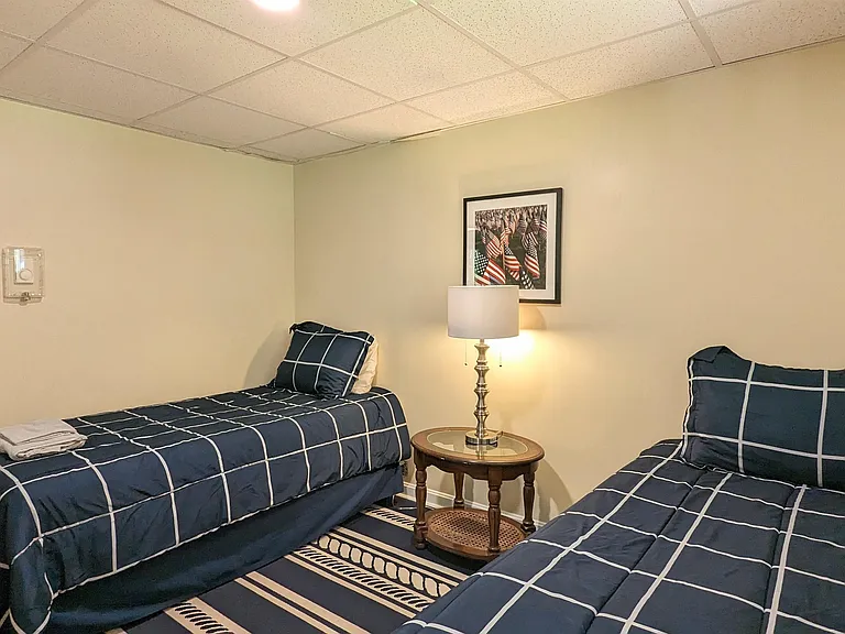 52 Crestview Dr — Photo 34