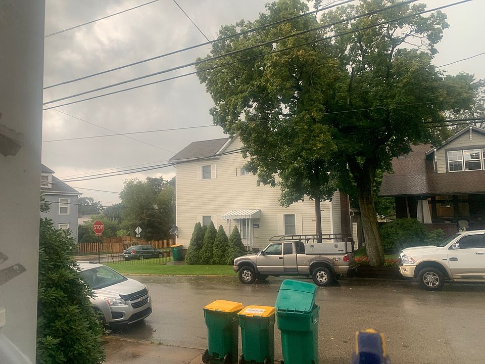 2nd image of 142 Main St Box 83