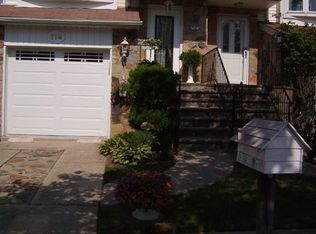 114 Rockne St, Staten Island, NY 10314
