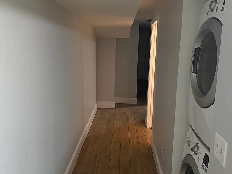 1841 Ontario Pl NW — Photo 8