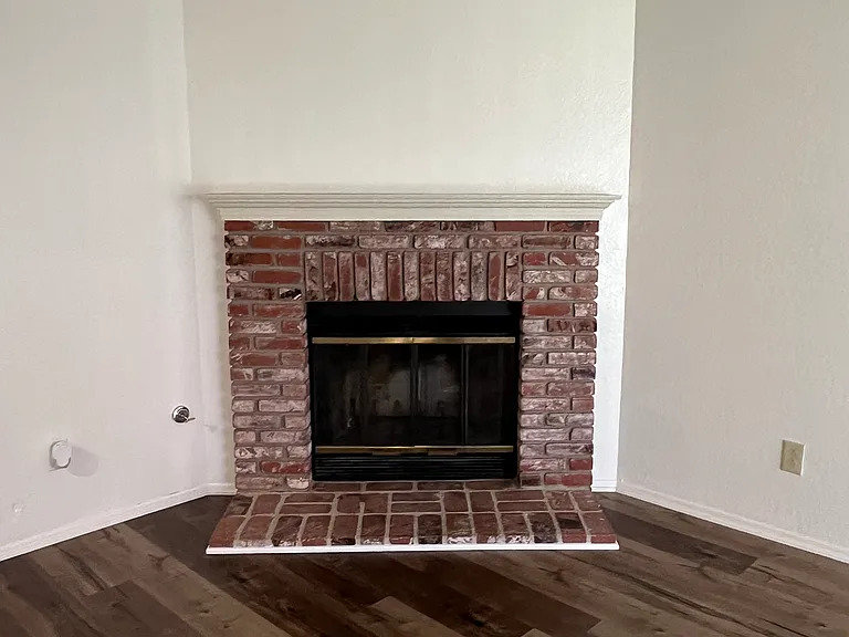 2851 Dartmouth Dr — Photo 16