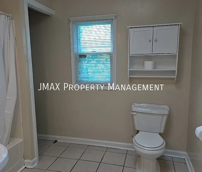 1147 Tayloe Ave SE — Photo 7