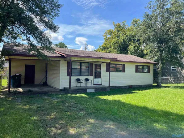 508 Pennylane St SE, Hartselle, AL 35640