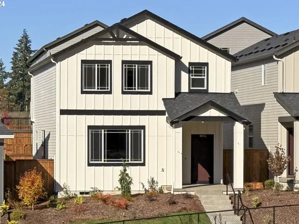 16562 SW Melbourne Ln, Sherwood, OR 97140