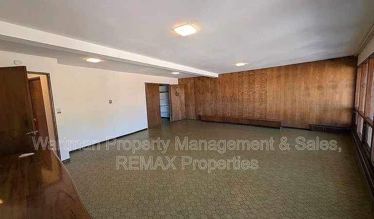 15 Upland Rd — Photo 47