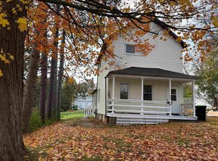 315 Marquette Ave, Crystal Falls, MI 49920