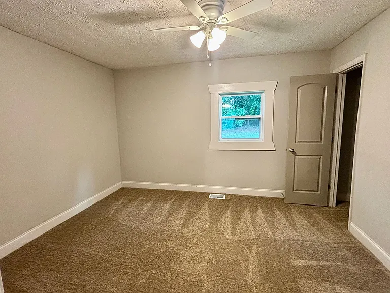 1791 Harbins Rd — Photo 12