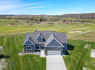 2314 Championship Ct, Davison, MI 48423