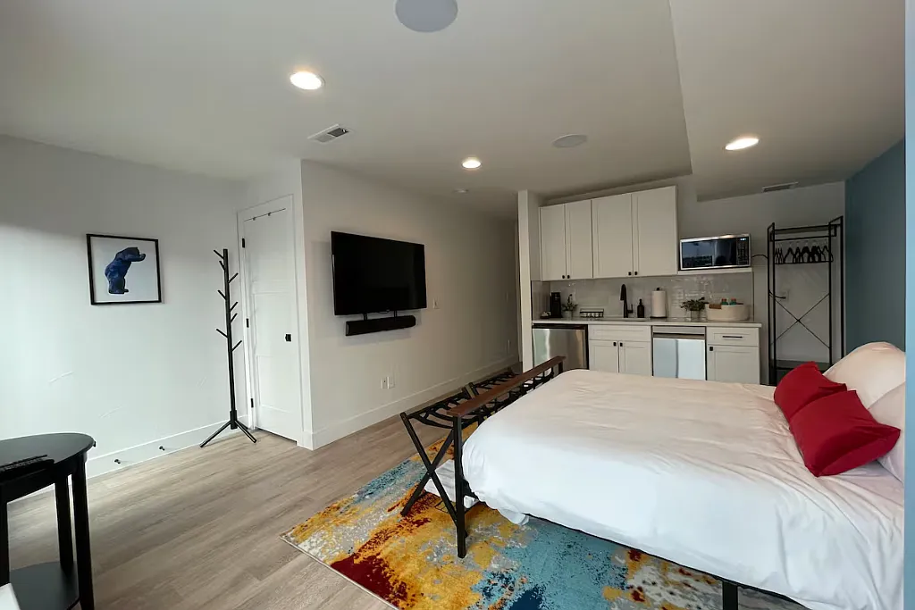 4 bed, 1885 sqft, $6,500 — Photo 4