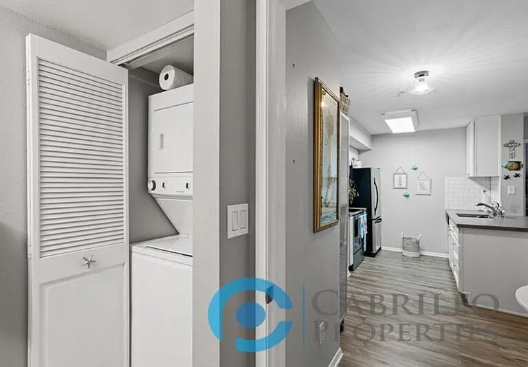 1435 India St #408 — Photo 16