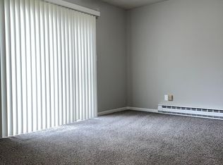 5236 Pointe Dr APT C, East China, MI 48054