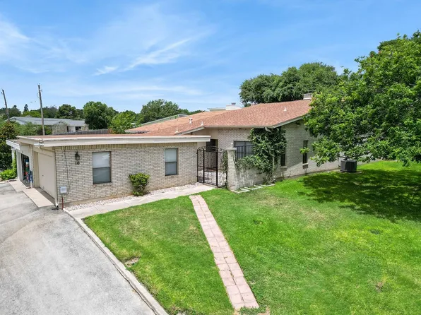 112 Hackberry Ln APT 10, Del Rio, TX 78840