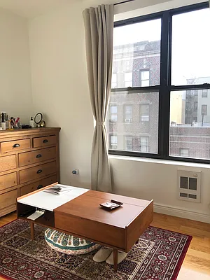 Rented by Compass | media 22