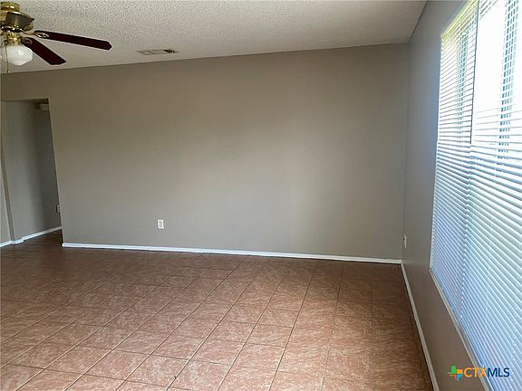 5th image of 4410 Secretariat Dr