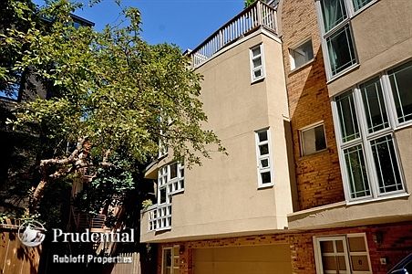 1st image of 421 W Oakdale Ave APT 5