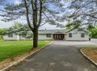 29 Craig Rd, Neshanic Station, NJ 08853