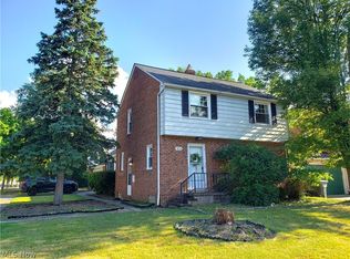 4856 Edsal Dr, Lyndhurst, OH 44124