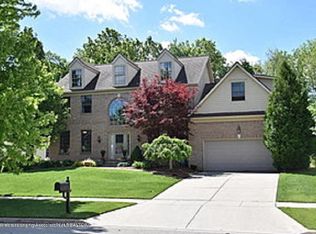 16934 Broadview Dr, East Lansing, MI