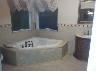 292 River Dr, Branson, MO 65616