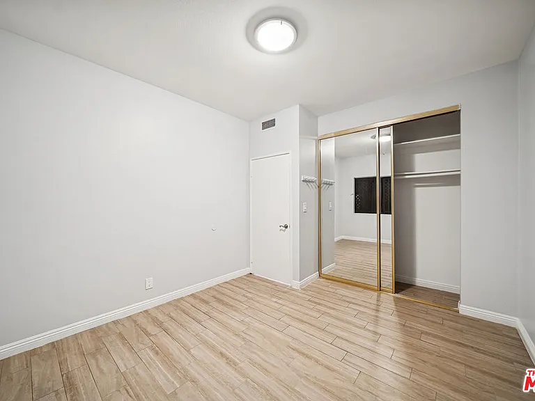 5715 W Olympic Blvd #103 — Photo 14