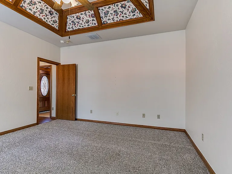 2913 Daybreak Dr — Photo 40