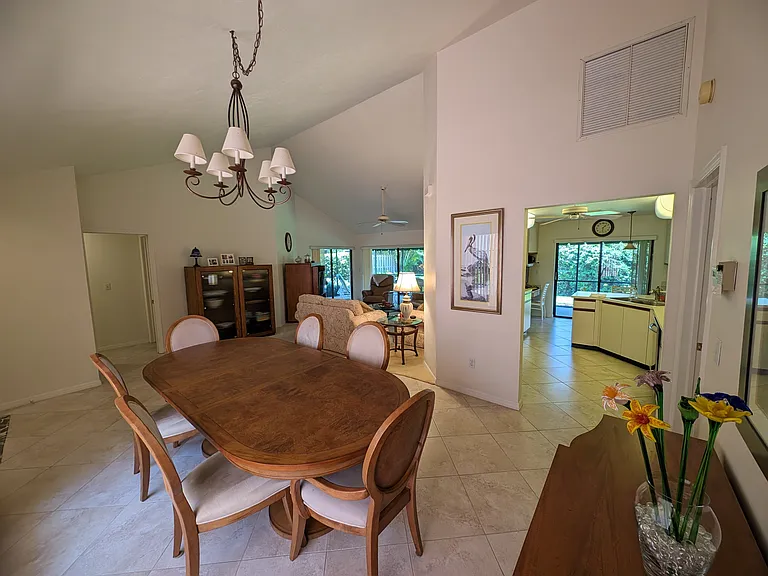 780 Reef Point Cir — Photo 4