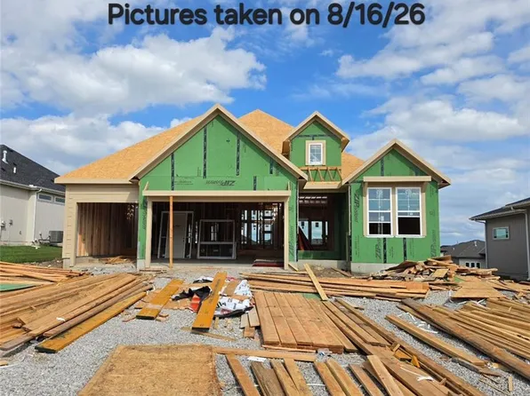 11223 S Gleason Rd, Olathe, KS 66061