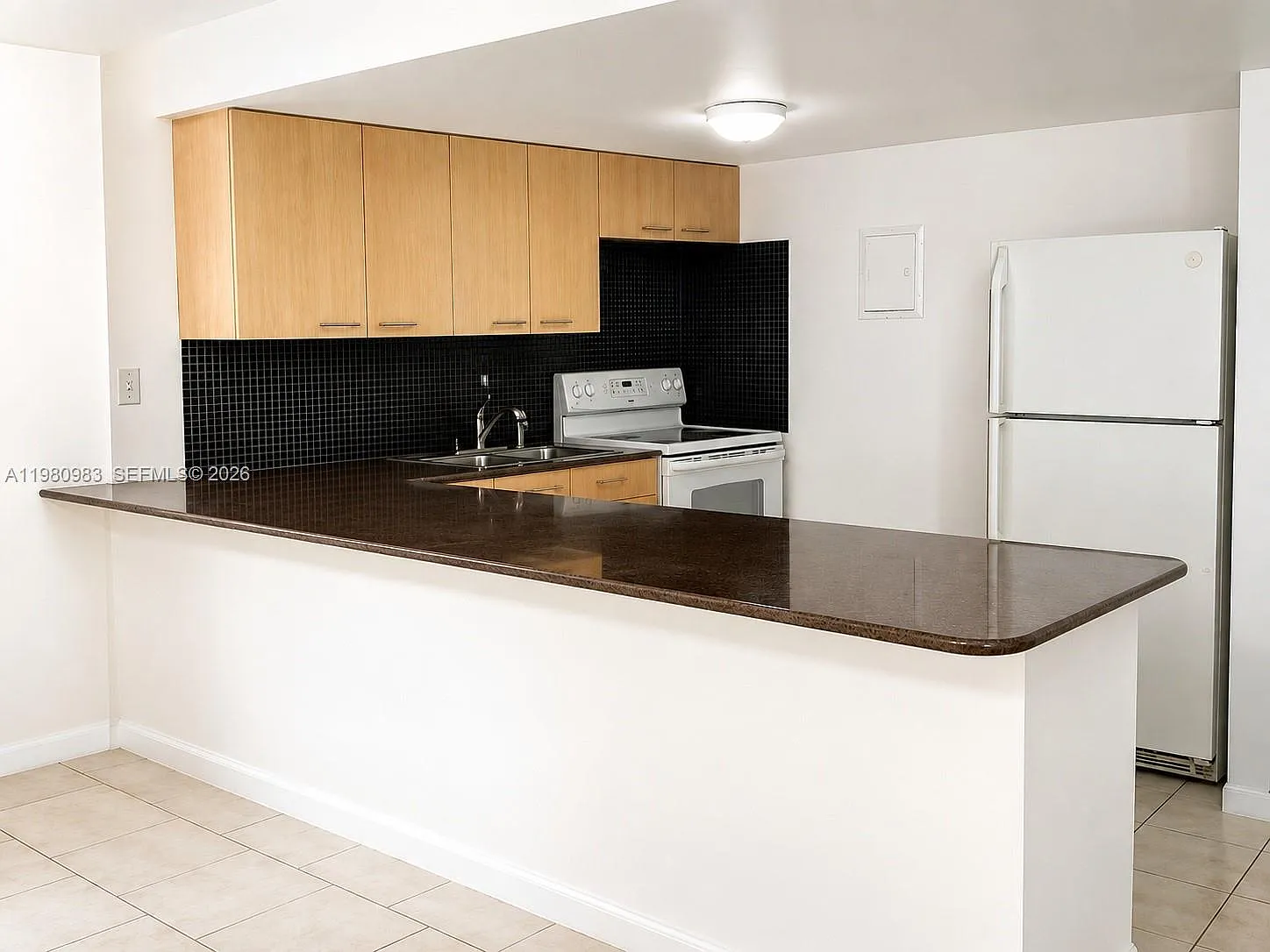 Gateway House Condo - Nor — Photo 4