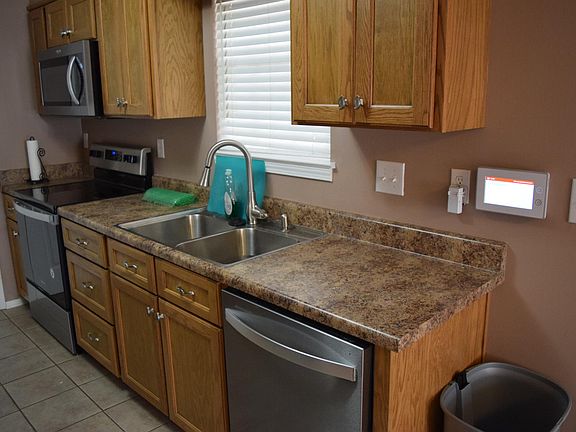 5th image of 3470 Pembrook Dr