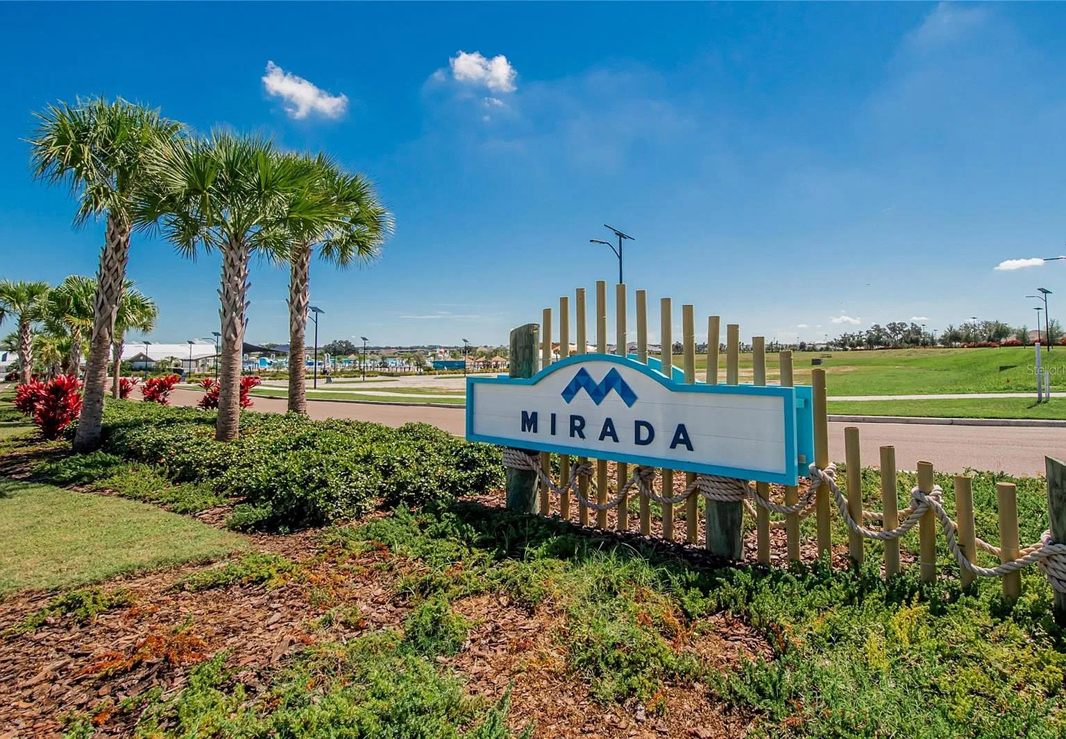 6 bed, 4.0 bath, 3357 sqft, $4,650 — Photo 3