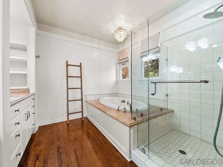 5703 Beaumont Ave — Photo 40