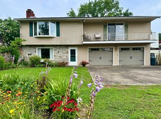 4145 Old River Rd, Philo, OH 43771