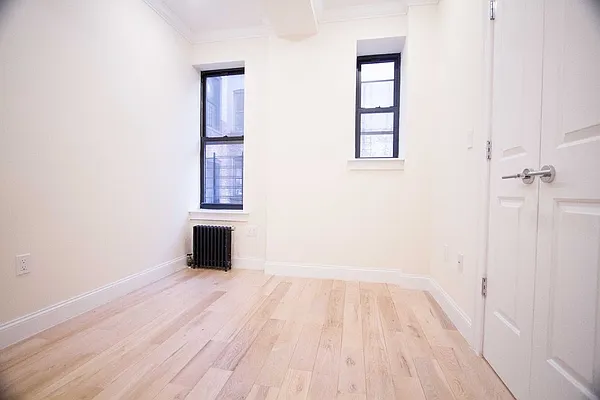 Rented by EXR | media 27